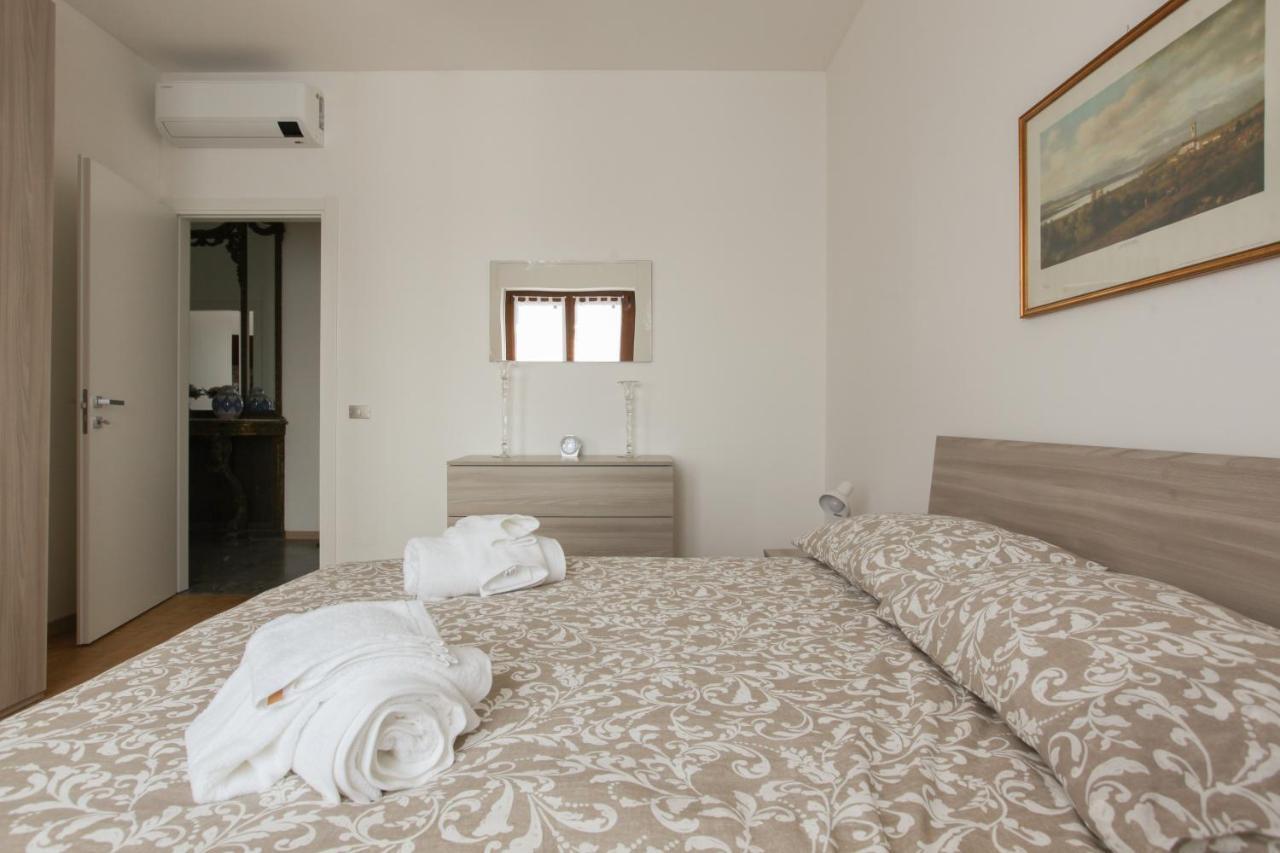New Fashion District, 3 Bdrs - 30 Minutes From Linate With New Subway Appartement *